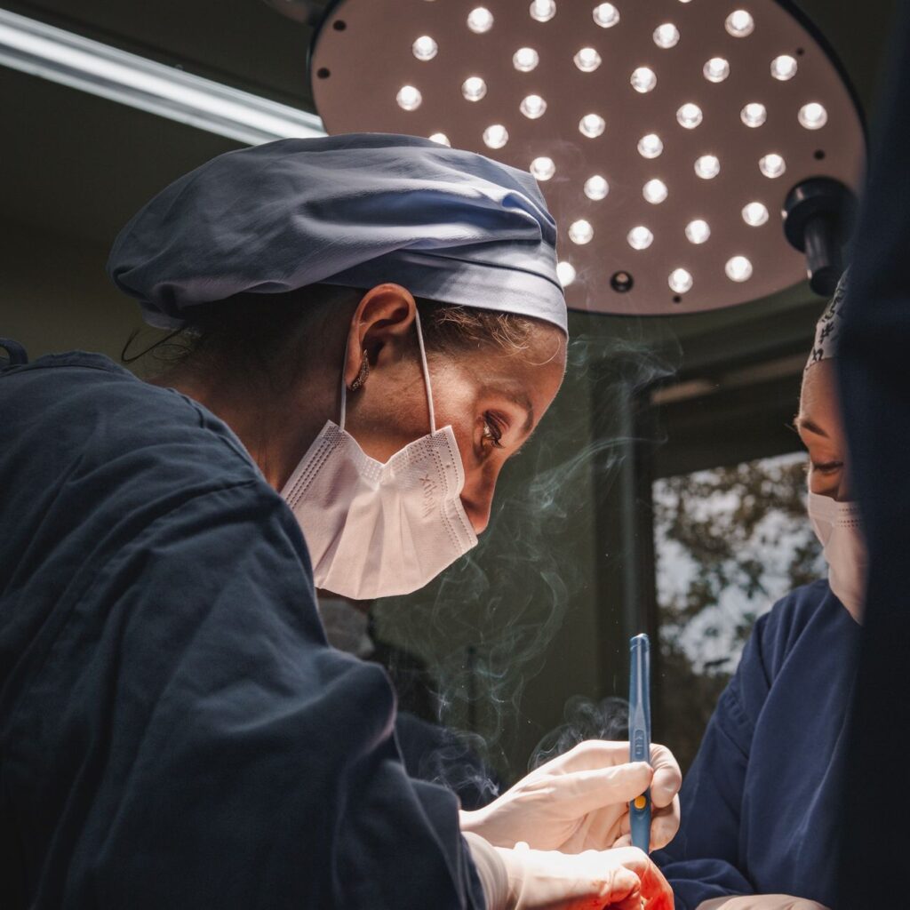 ¿Qué hacer si tu seguro médico no cubre un tratamiento necesario? 1 pexels photo 25205116 3